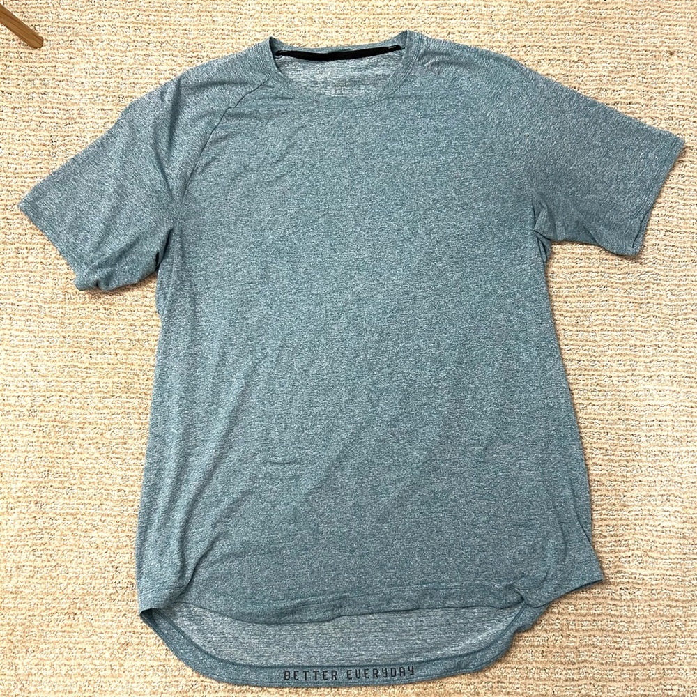 Lululemon Short Sleeve Shirt - Blue/XL